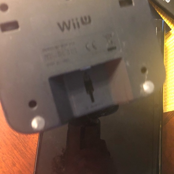 Nintendo Wii U WUP-101(02) Deluxe 32 GB - Picture 7 of 7